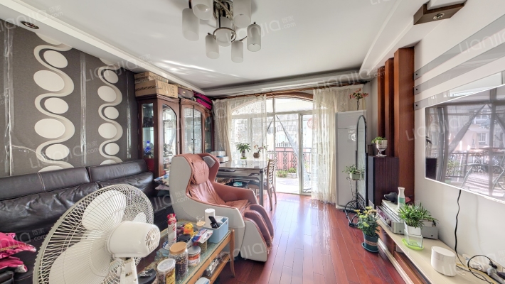 鸿达嘉苑二手房实景图