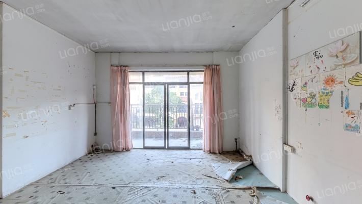 新世纪领居B区二手房实景图