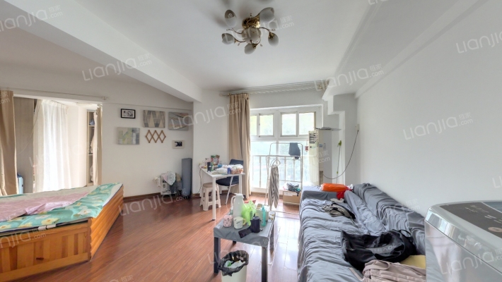 托乐嘉单身公寓二手房实景图