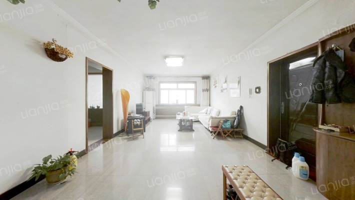 德海苑二手房实景图