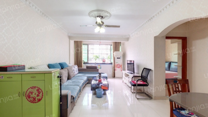 晴田华苑二手房实景图