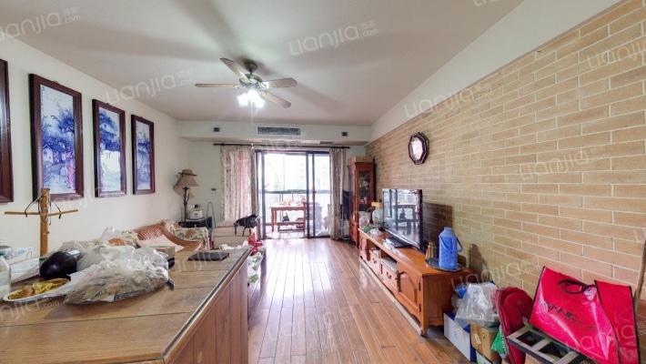 融科城二手房实景图