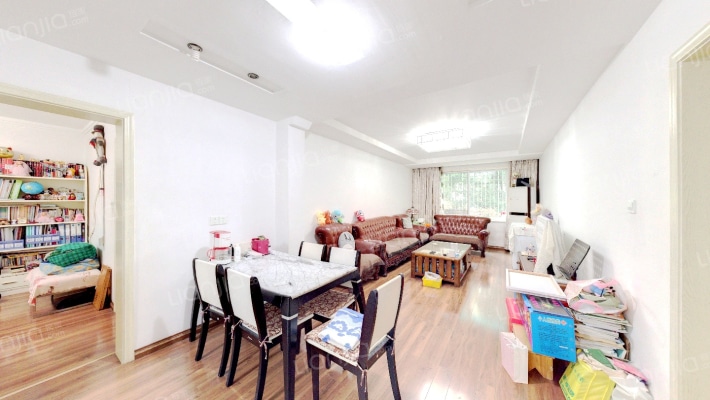 文艺路49号二手房实景图