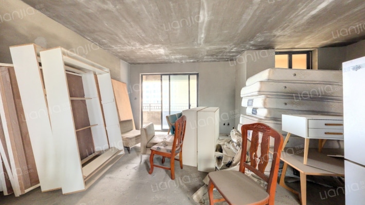 金晟年华二手房实景图