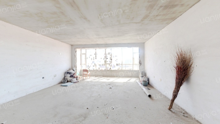 枫桦美地小区二手房实景图