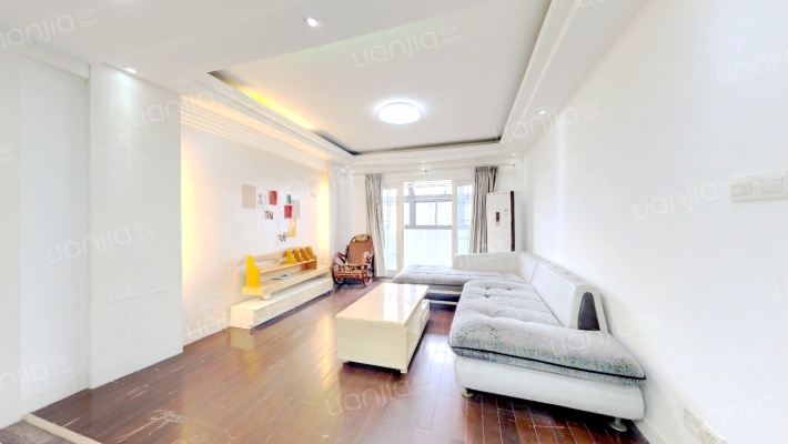 由由四季苑二手房实景图