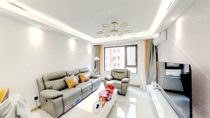 秀拉花园二手房实景图