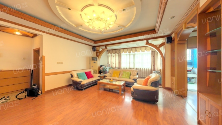 农业发展银行宿舍（南京西路569号）二手房实景图