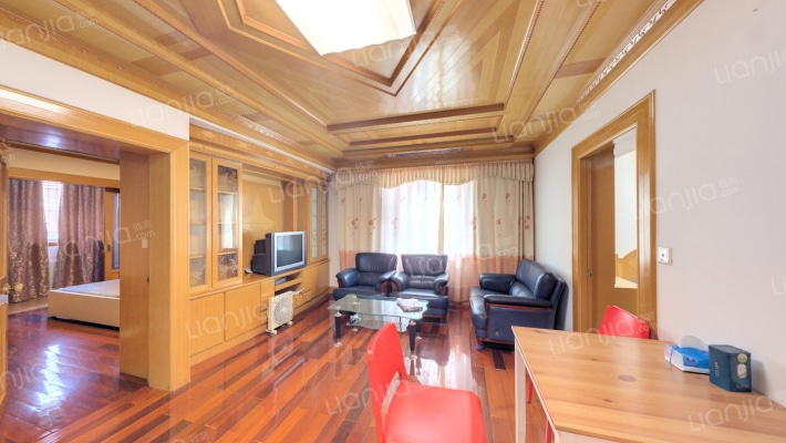 红房子小区二手房实景图