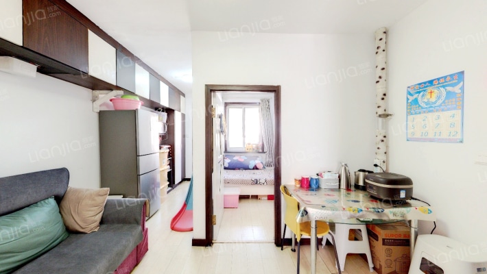 老龙家园二手房实景图