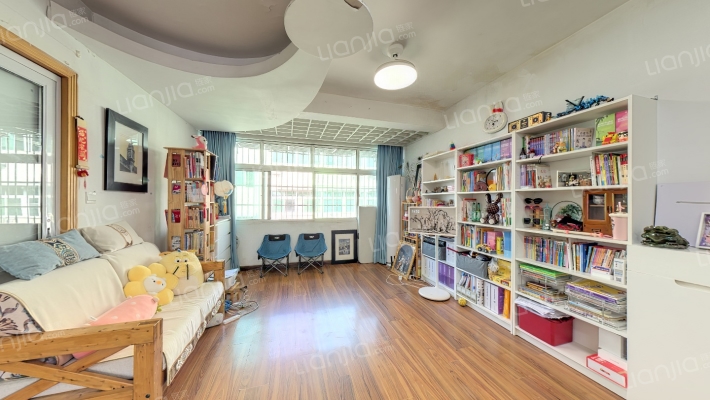 怡博苑二手房实景图