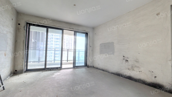 隆生金山湖中心花园二手房实景图