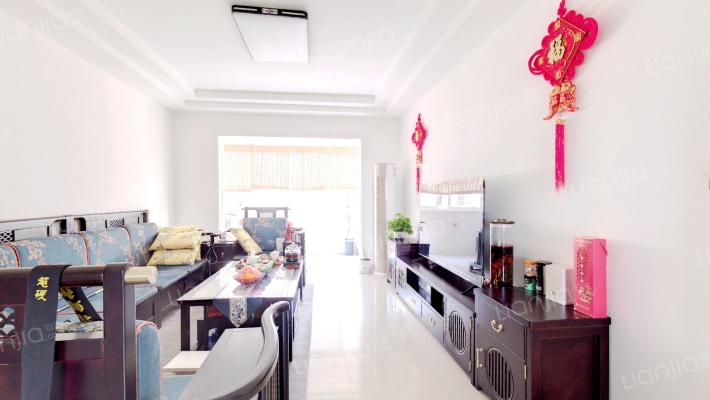 温莎花园二手房实景图