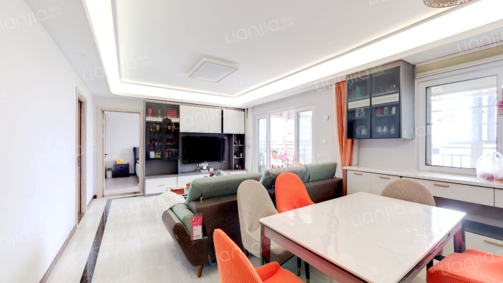 万科理想城C区二手房实景图