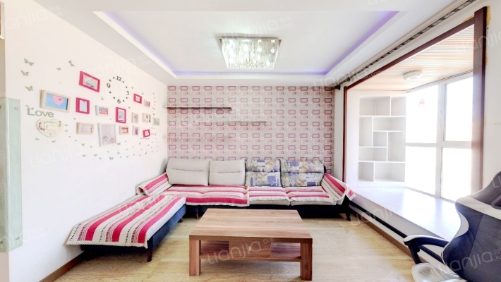 宝雍阁金色欧城北区二手房实景图