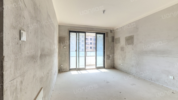 康利华府二手房实景图