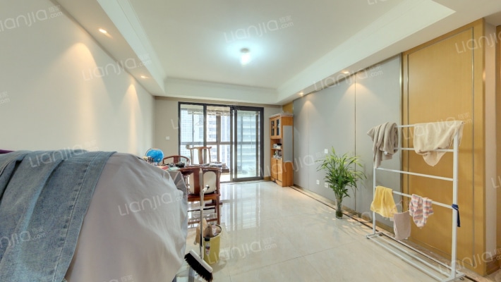 金地中心风华二手房实景图