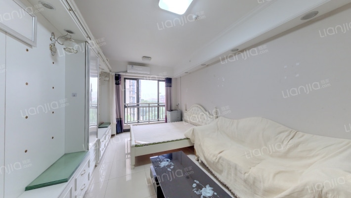 世纪云中心二手房实景图