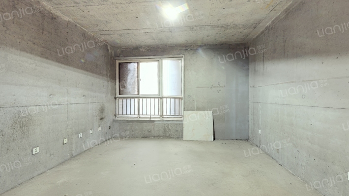 国宾中央区二手房实景图