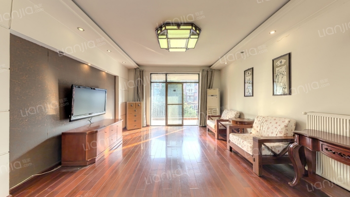 都市假日二手房实景图