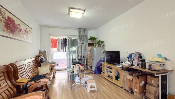 万润嘉园二手房实景图