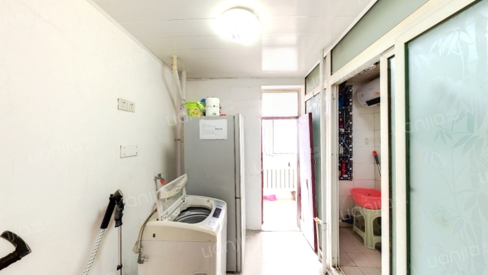 崇山中路二手房实景图