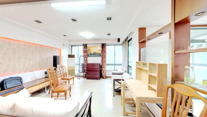 红山花园二手房实景图