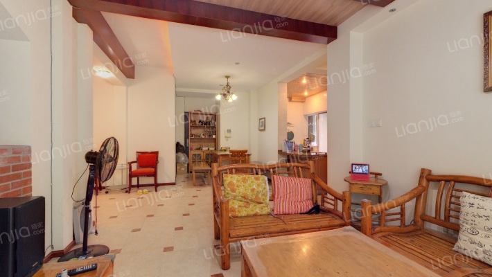 天下青城D区二手房实景图