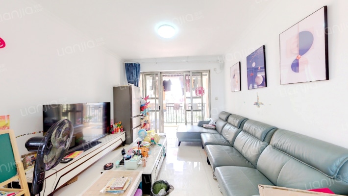 东逸湾松湖轩二手房实景图