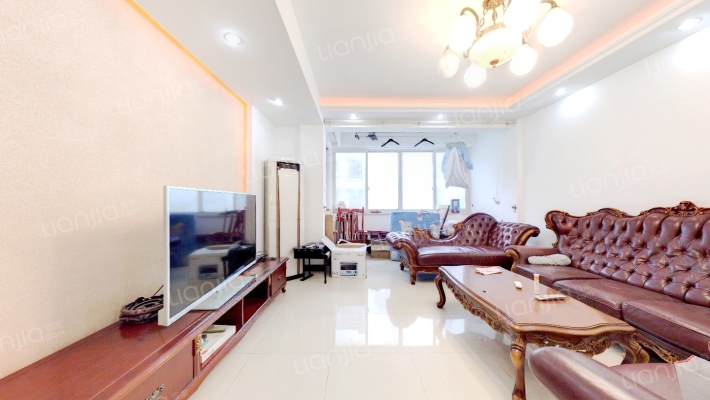 假日花苑二手房实景图