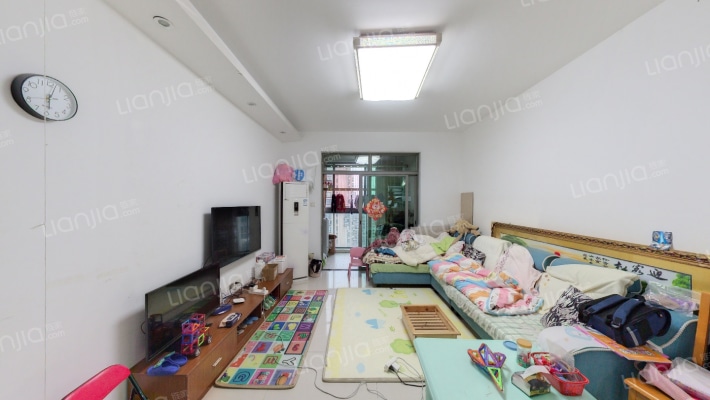 新城新世界三期二手房实景图