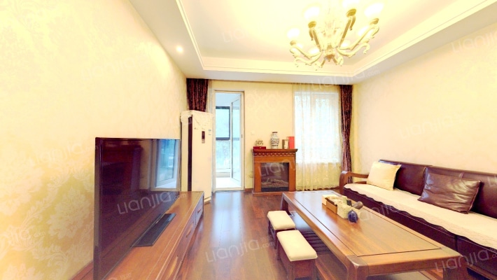 万科红郡二手房实景图