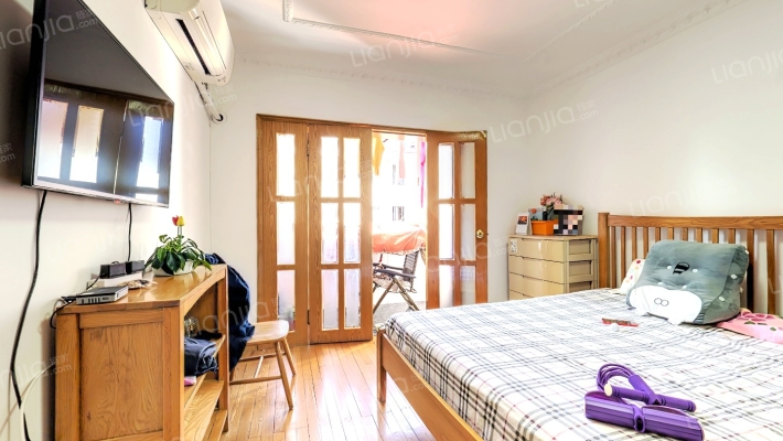 凯旋路10弄二手房实景图