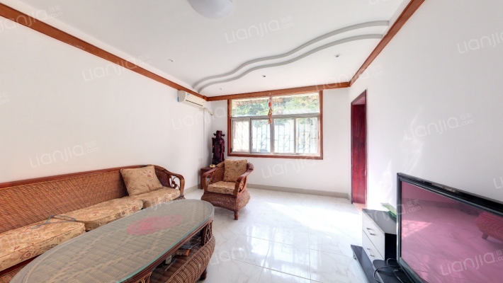 S楼小区二手房实景图