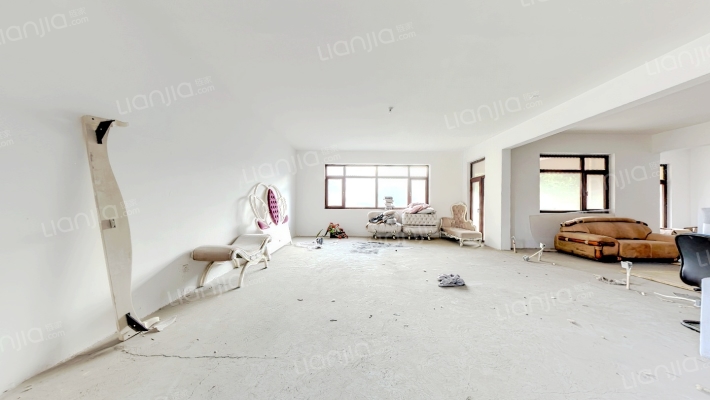 云顶蓝山二手房实景图