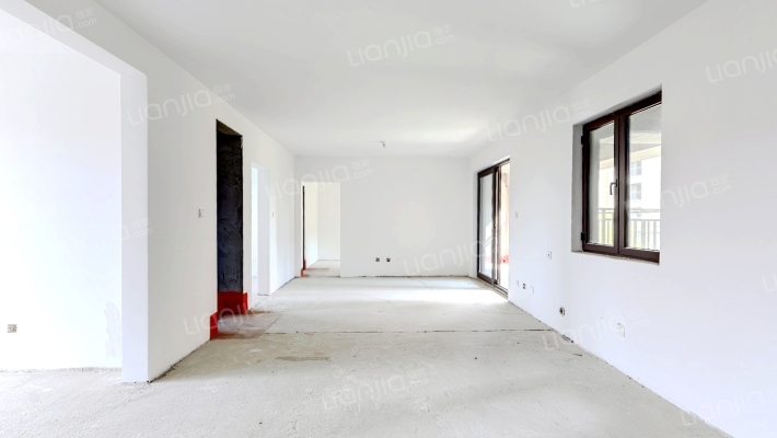 琉森水岸二期二手房实景图