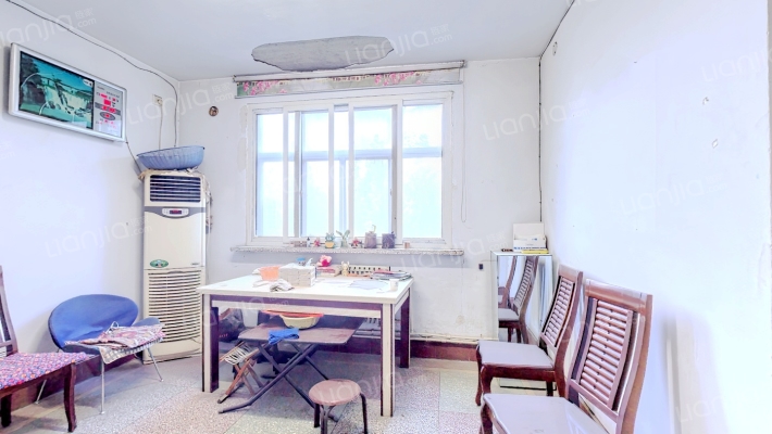 城东路115号院二手房实景图