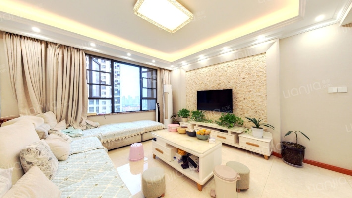 鲁能公馆1区二手房实景图