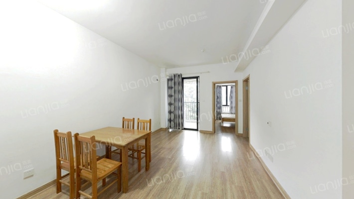 福州温泉城泉景A区二手房实景图