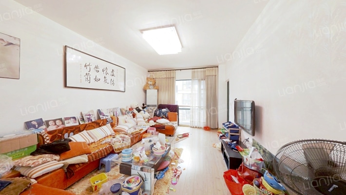 居住主题公园-象湖南郡小区二手房实景图