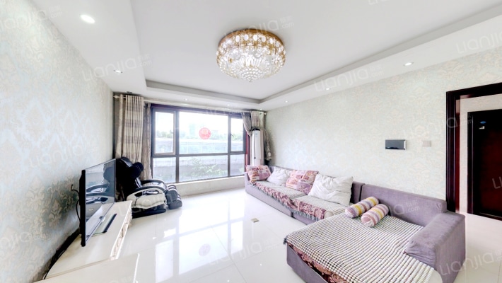 万象凯旋湾二手房实景图