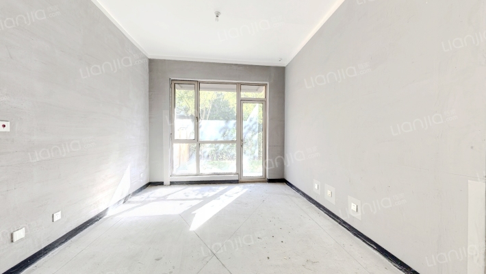 中海澜湖苑二手房实景图