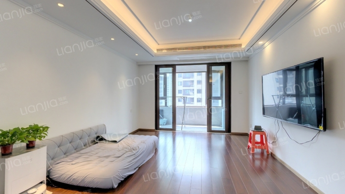 和峰南岸二手房实景图