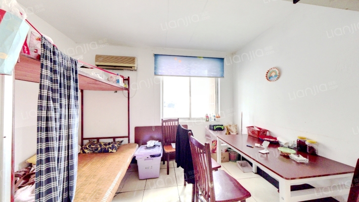 泾园新村南区二手房实景图