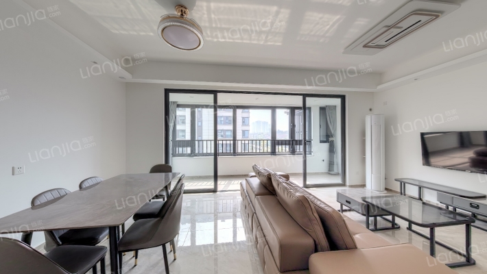 保利和光尘樾三期二手房实景图