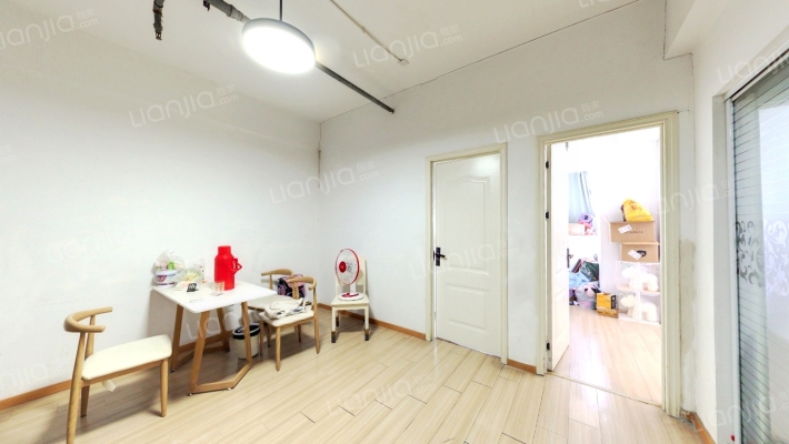 淝河大厦二手房实景图