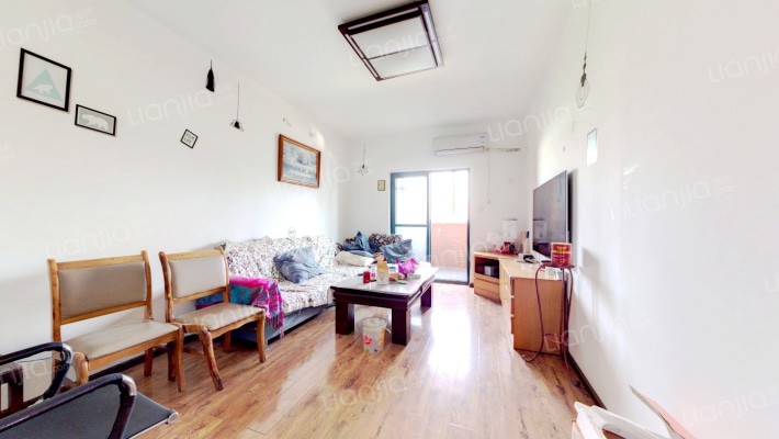 军威苑小区二手房实景图