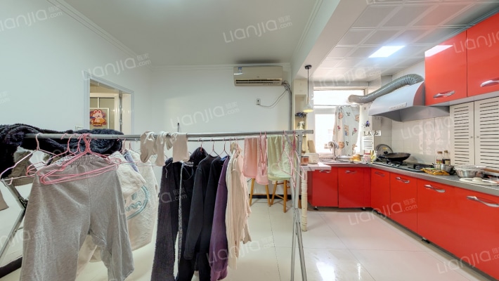 亚冠大厦二手房实景图