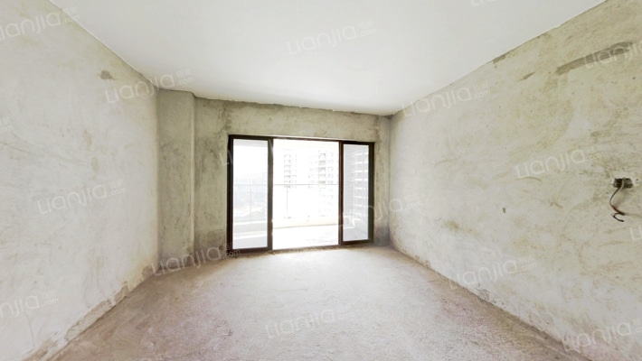 岭汇名轩二手房实景图