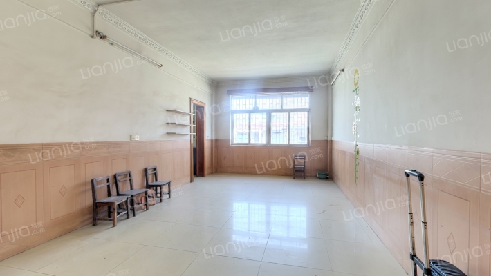 狮岭镇龙泉花园安全小区二手房实景图